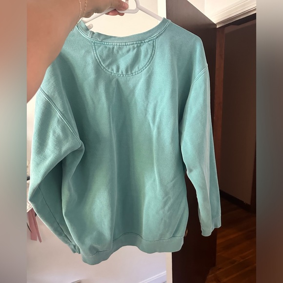 PERFECT FALL STAPLE WITH LEGGINGS - Picture 2 of 3